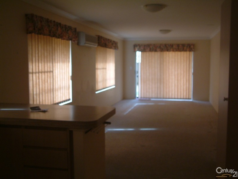 15 St Tropez Vista, Ellenbrook WA 6069