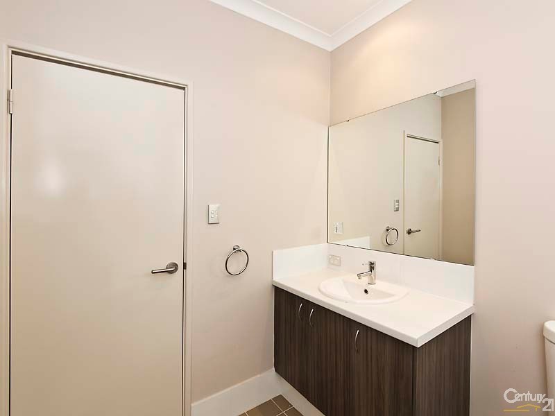 48 Delapre Drive, Ellenbrook WA 6069