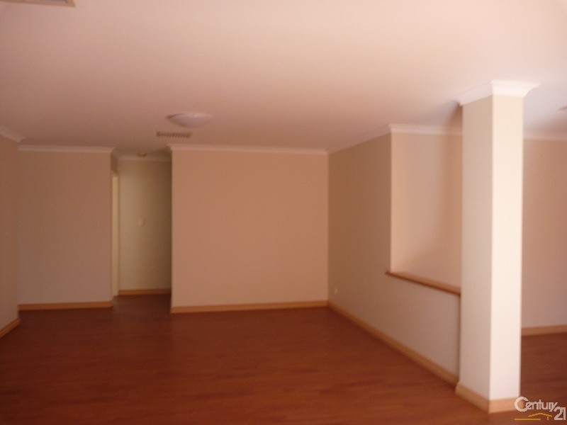 42 Valinco Avenue, Ellenbrook WA 6069