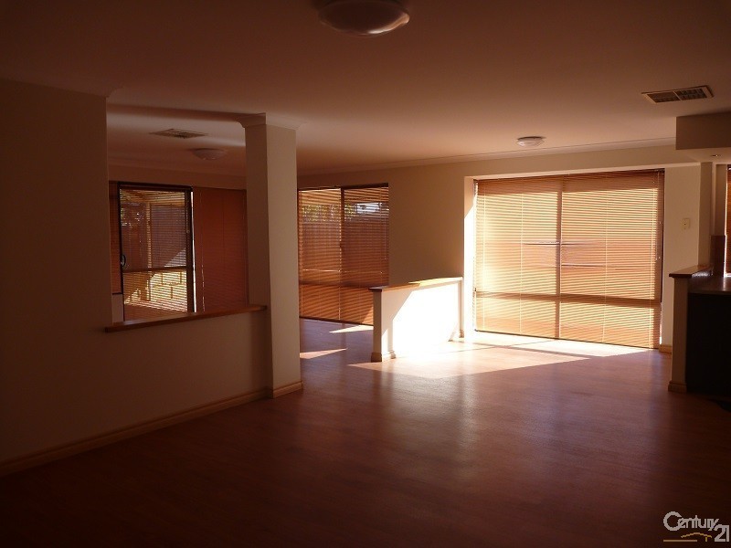 42 Valinco Avenue, Ellenbrook WA 6069