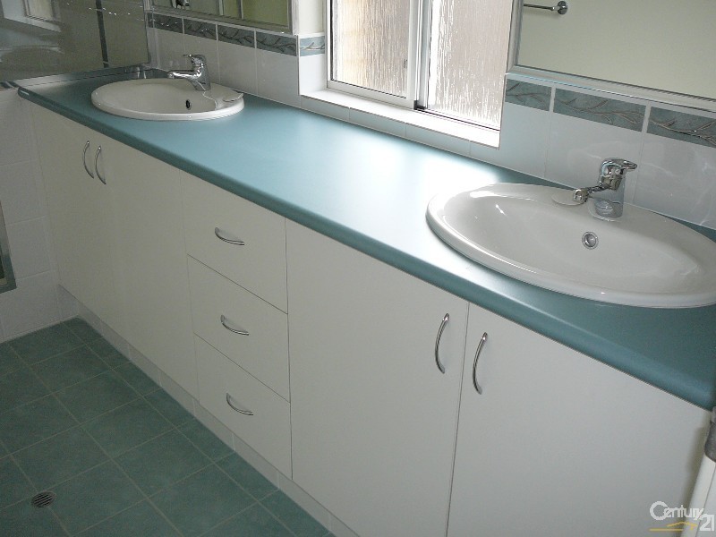 3 Hessian Street,, Aveley WA 6069