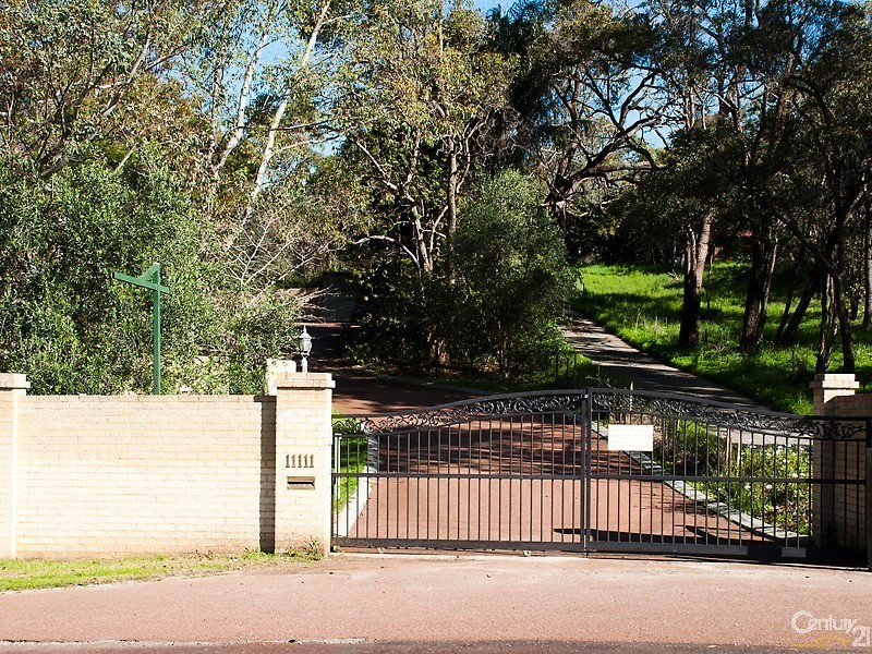 11111 West Swan Road, Henley Brook WA 6055