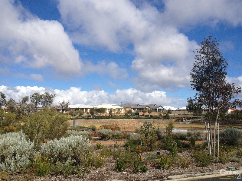 23 Redstone Trail, Ellenbrook WA 6069