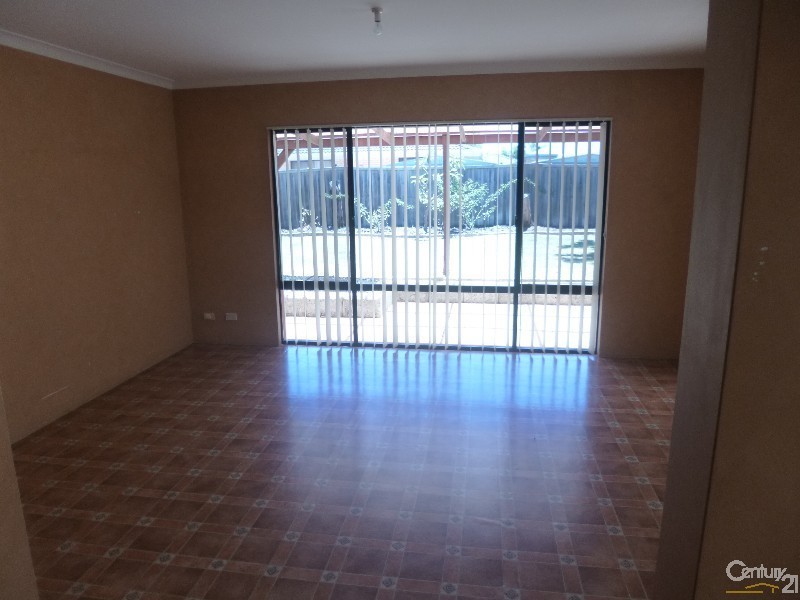 19 Rossini Circle, Ellenbrook WA 6069