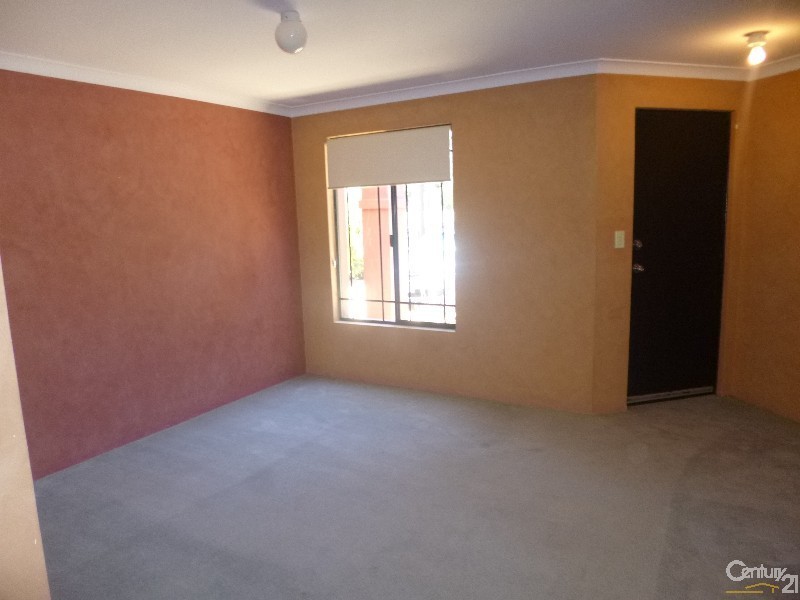19 Rossini Circle, Ellenbrook WA 6069