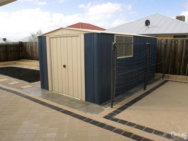 44 Coniston Drive, Ellenbrook WA 6069