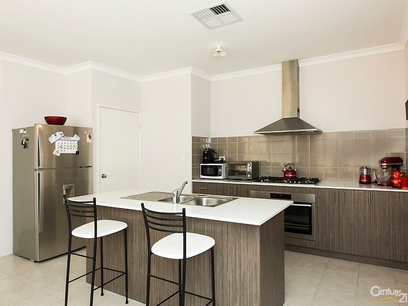 12 Maffina Parade, Ellenbrook WA 6069