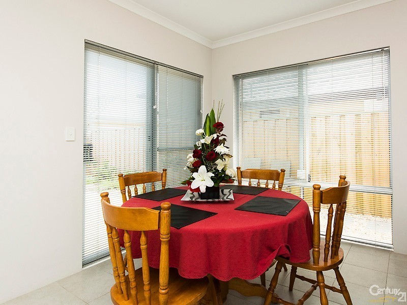 12 Maffina Parade, Ellenbrook WA 6069