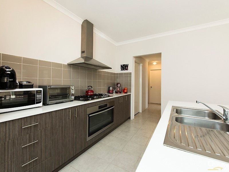 12 Maffina Parade, Ellenbrook WA 6069