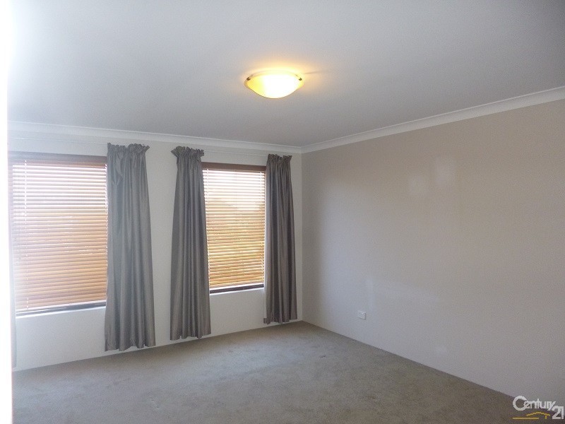 2 Branxholme Terrace, Ellenbrook WA 6069