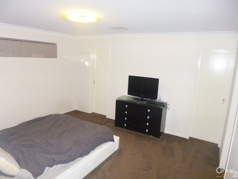 15 Bellazario Promenade, Aveley WA 6069