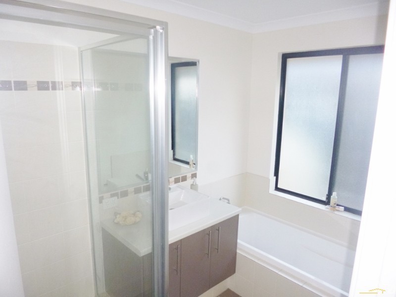 15 Bellazario Promenade, Aveley WA 6069