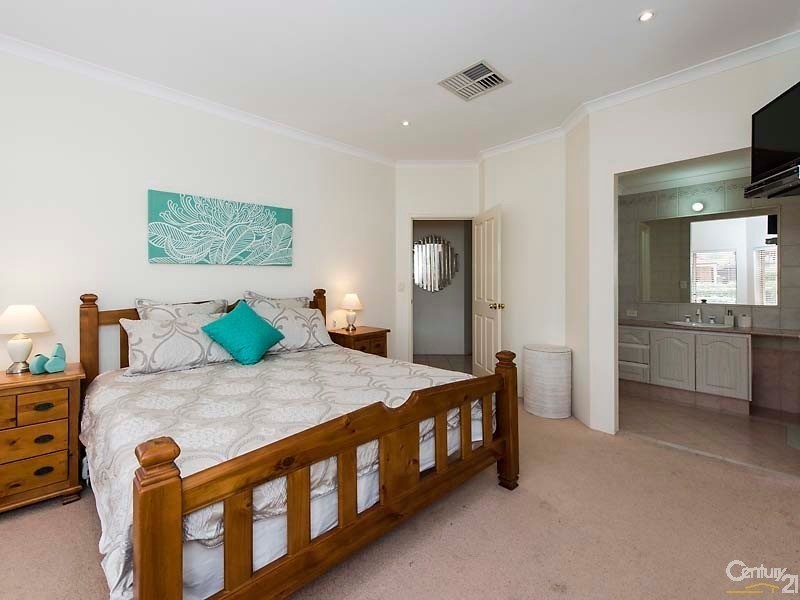26 Woodlake Boulevard, Ellenbrook WA 6069