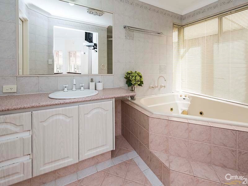 26 Woodlake Boulevard, Ellenbrook WA 6069