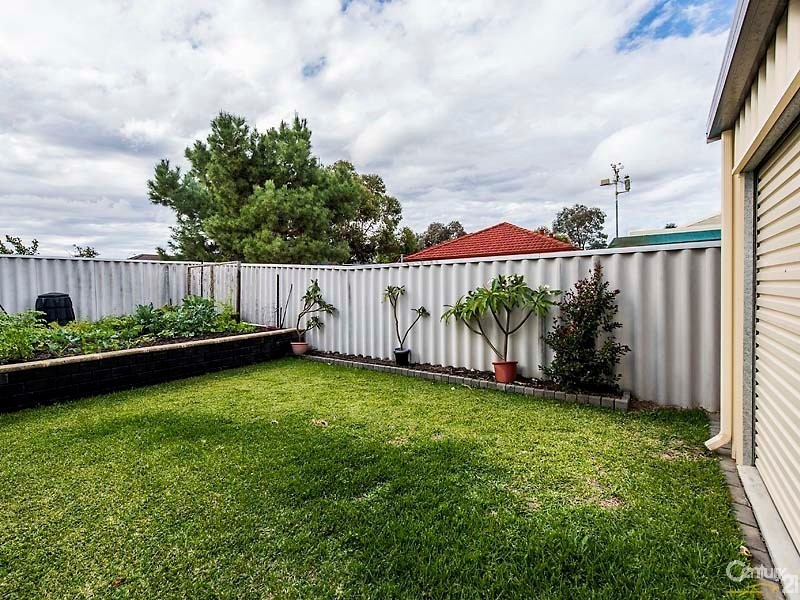 9 Blanc Close, Caversham WA 6055