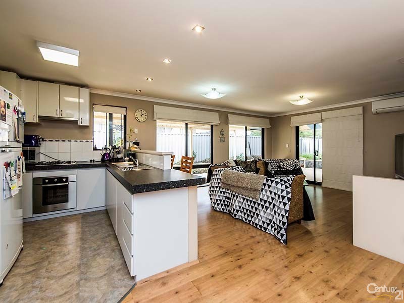 9 Blanc Close, Caversham WA 6055