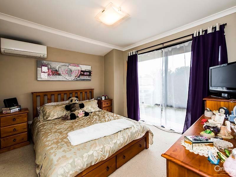 9 Blanc Close, Caversham WA 6055