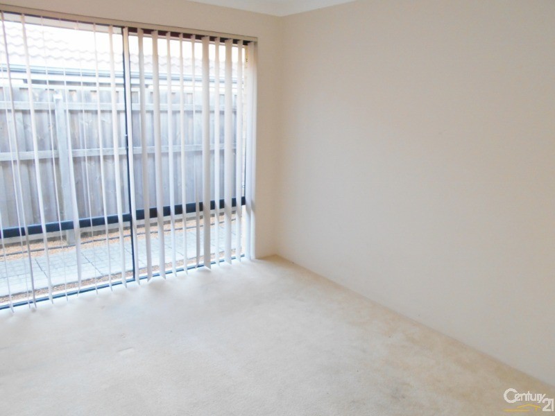 68 Granesse Drive, Ellenbrook WA 6069