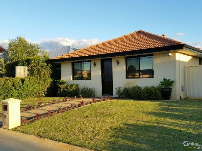 8 Derricap Avenue, Ellenbrook WA 6069