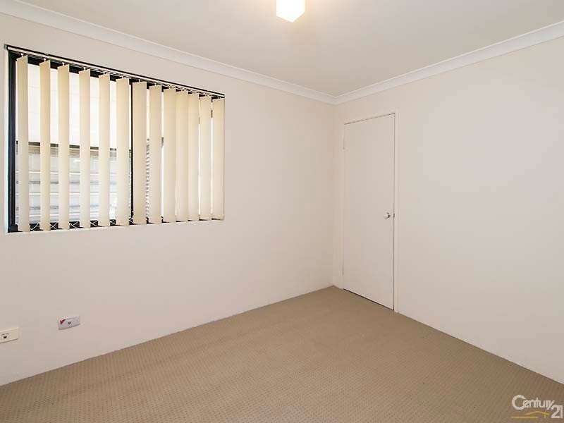 8 Derricap Avenue, Ellenbrook WA 6069