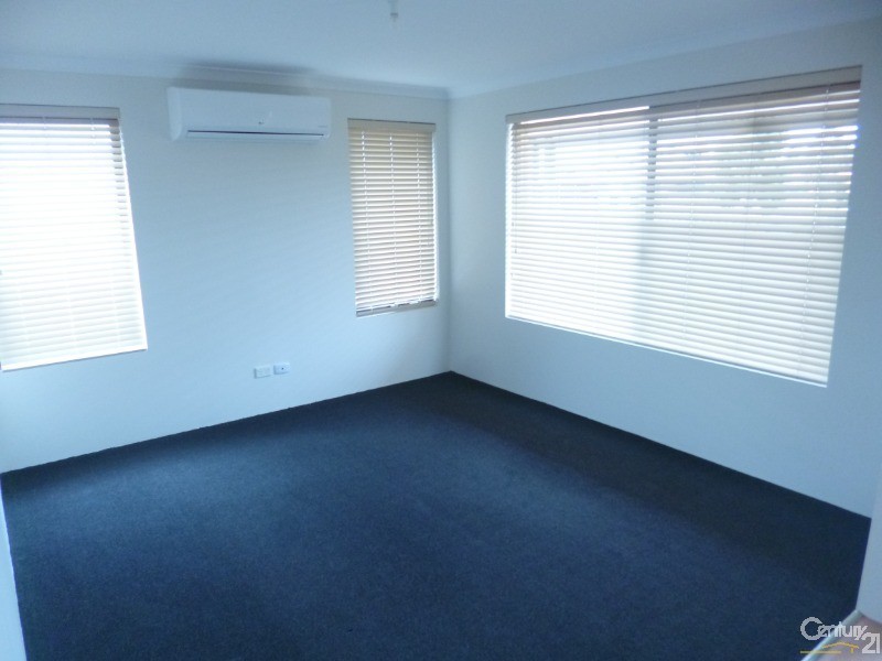 18 Larawa Circle, Ellenbrook WA 6069