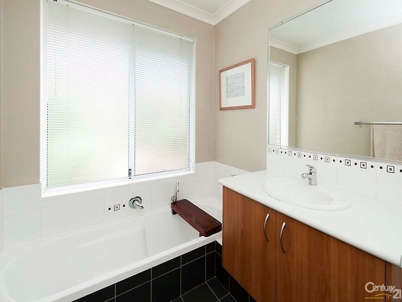 88 Fantail Crescent, Ellenbrook WA 6069