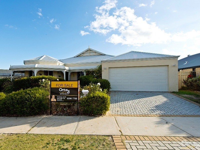 5 Withnell Drive, Ellenbrook WA 6069