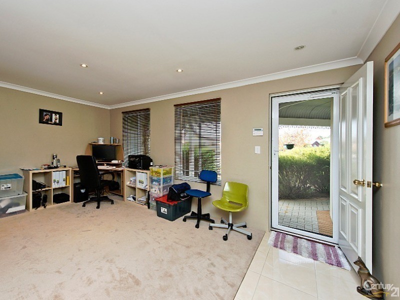 5 Withnell Drive, Ellenbrook WA 6069