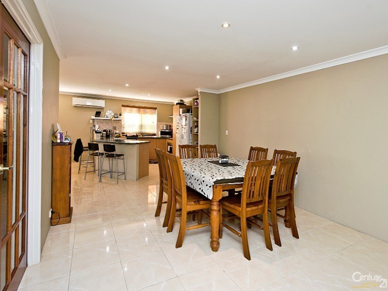 5 Withnell Drive, Ellenbrook WA 6069