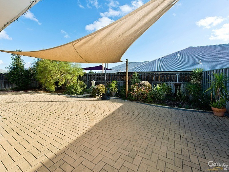 5 Withnell Drive, Ellenbrook WA 6069