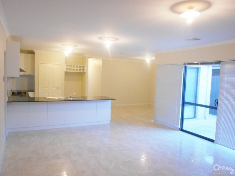 12 Zelena Terrace, Aveley WA 6069