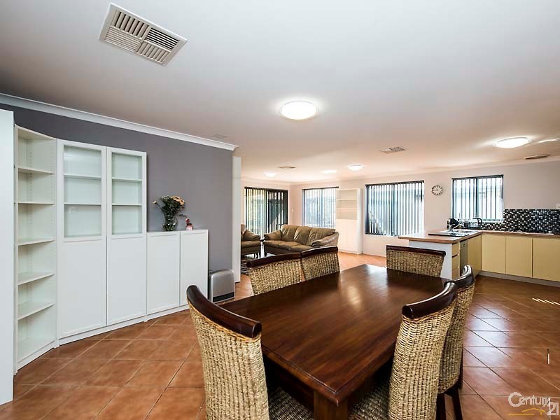 29 Anna Plains Circle, Ellenbrook WA 6069