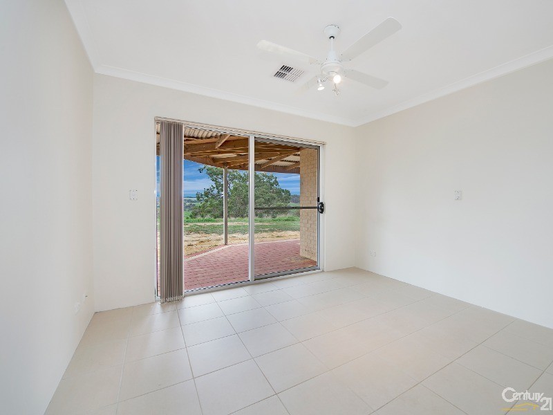 272 Clarkson Road, Bullsbrook WA 6084