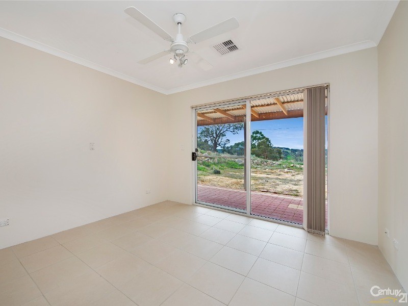 272 Clarkson Road, Bullsbrook WA 6084