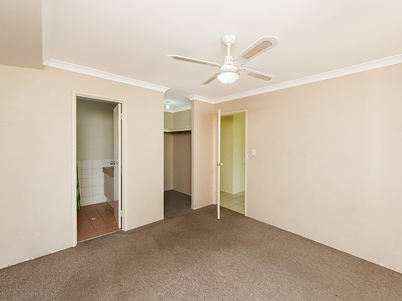 39 Centre Circle, Ellenbrook WA 6069