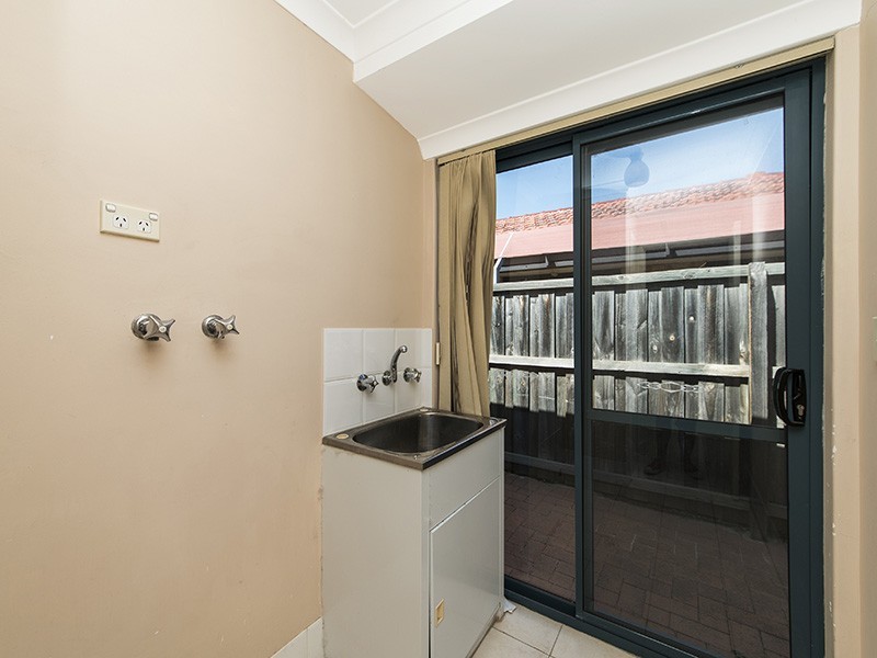 39 Centre Circle, Ellenbrook WA 6069