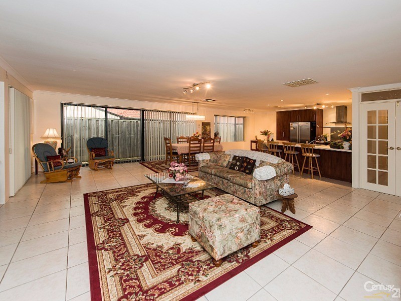 41 Tokara Ave, Henley Brook WA 6055