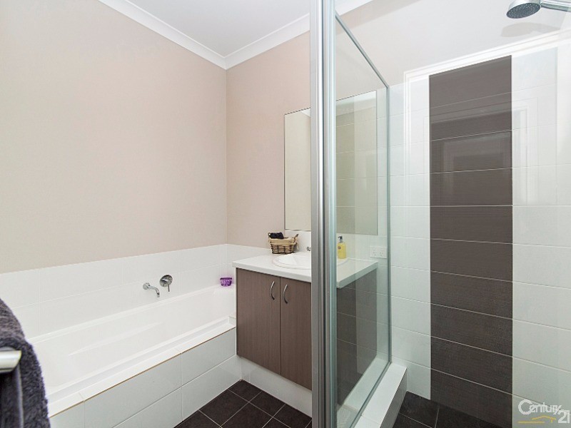 28 Delphi Way, Aveley WA 6069