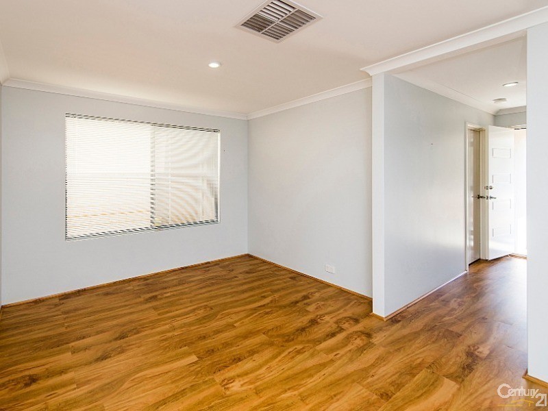 59 Bellazario, Aveley WA 6069