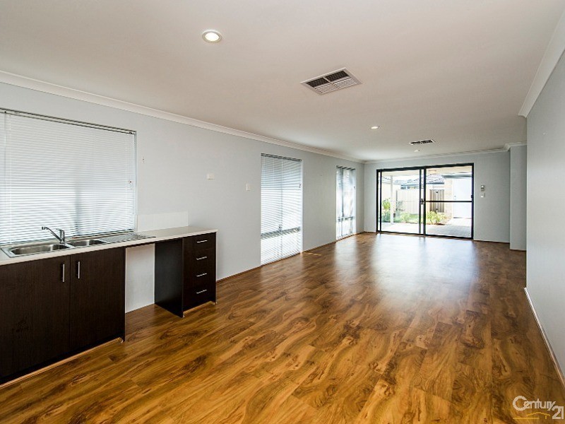 59 Bellazario, Aveley WA 6069