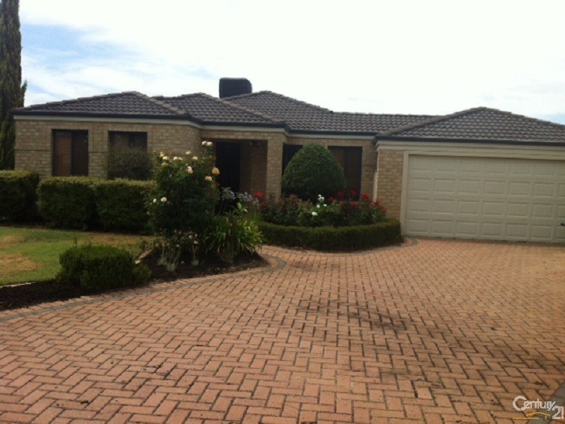 4 Mirimas Court, Ellenbrook WA 6069