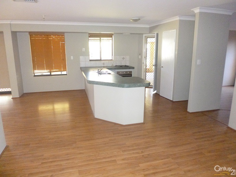 4 Mirimas Court, Ellenbrook WA 6069