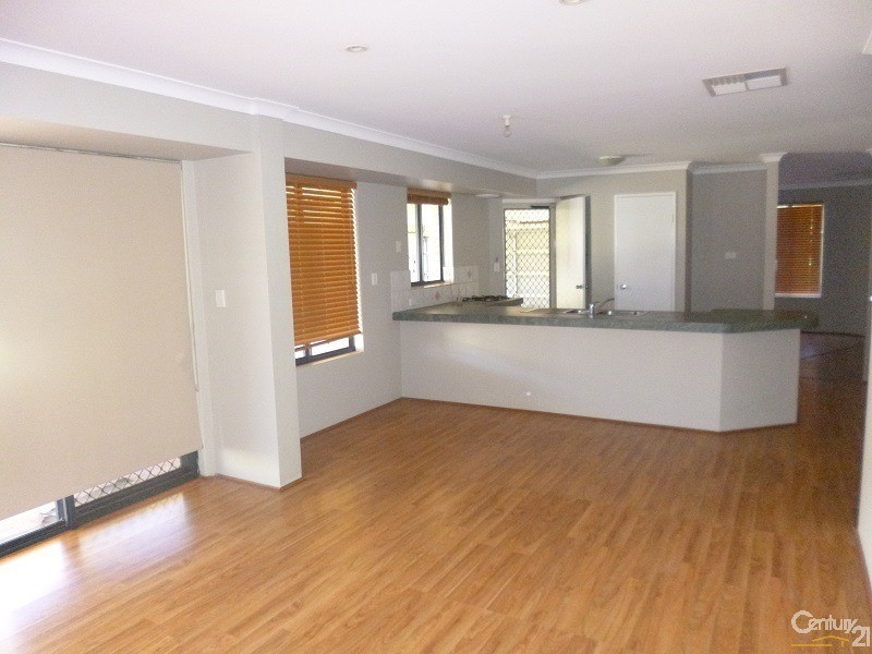 4 Mirimas Court, Ellenbrook WA 6069