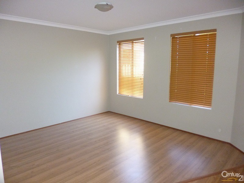 4 Mirimas Court, Ellenbrook WA 6069