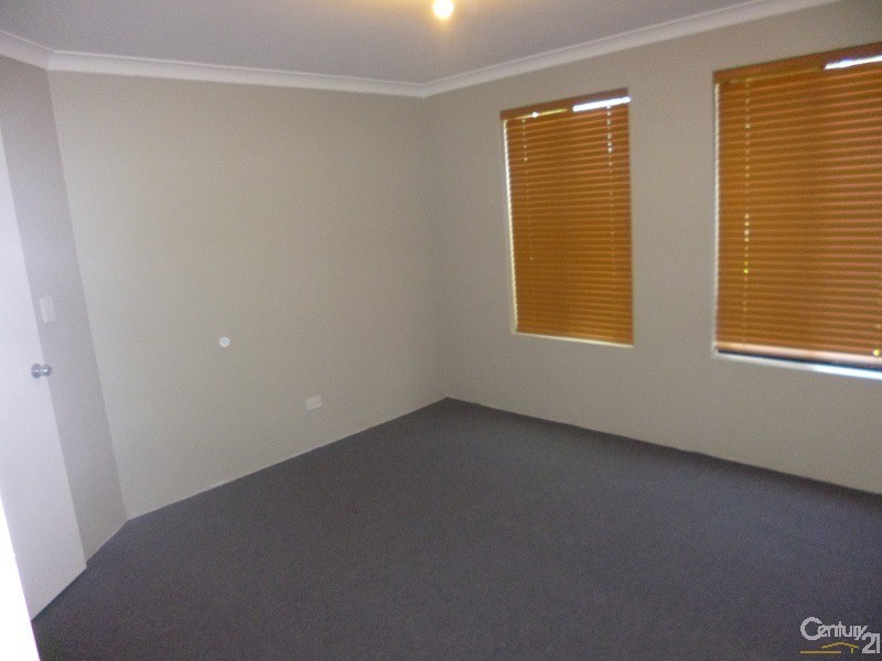 4 Mirimas Court, Ellenbrook WA 6069