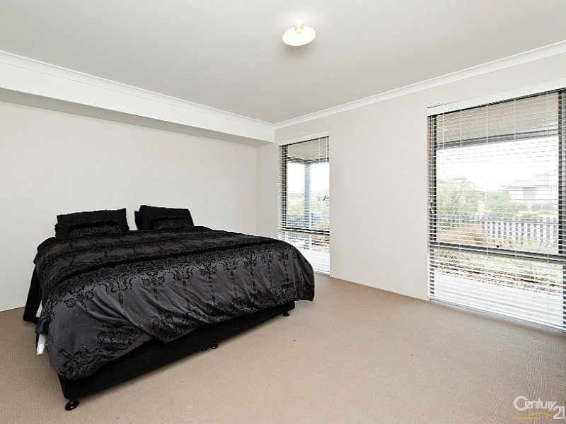 8 Villena Parade, Alkimos WA 6038