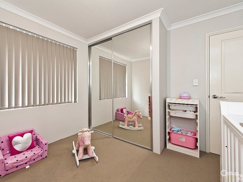 8 Villena Parade, Alkimos WA 6038