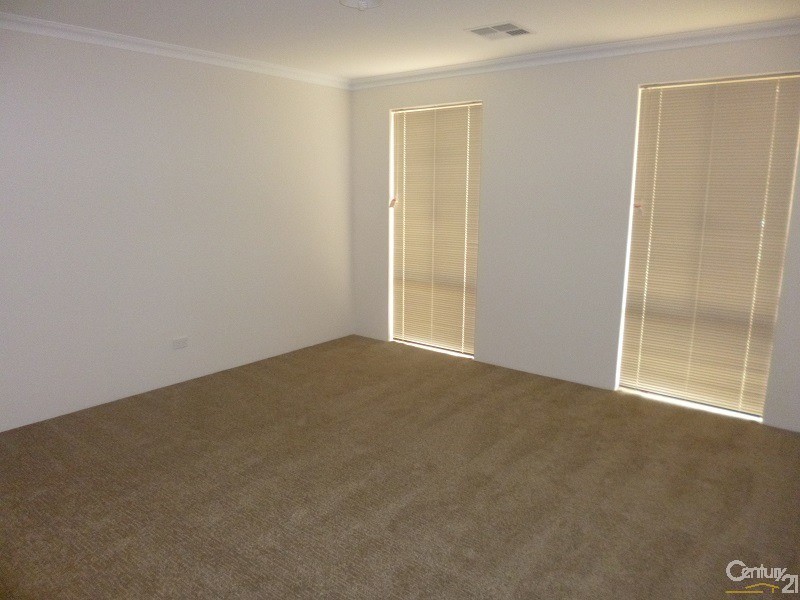 9 BELLAZARIO PROMENADE, Aveley WA 6069