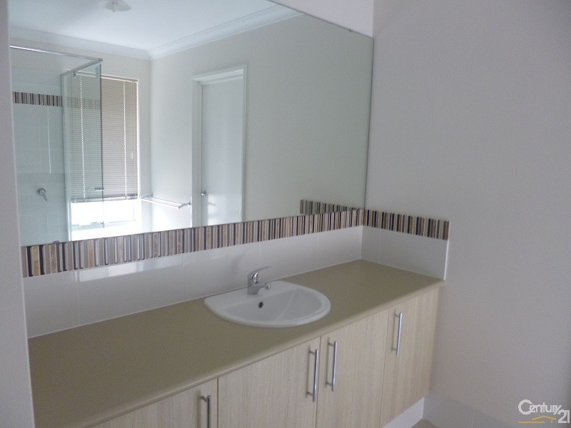 9 BELLAZARIO PROMENADE, Aveley WA 6069