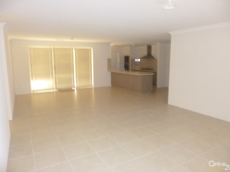 9 BELLAZARIO PROMENADE, Aveley WA 6069